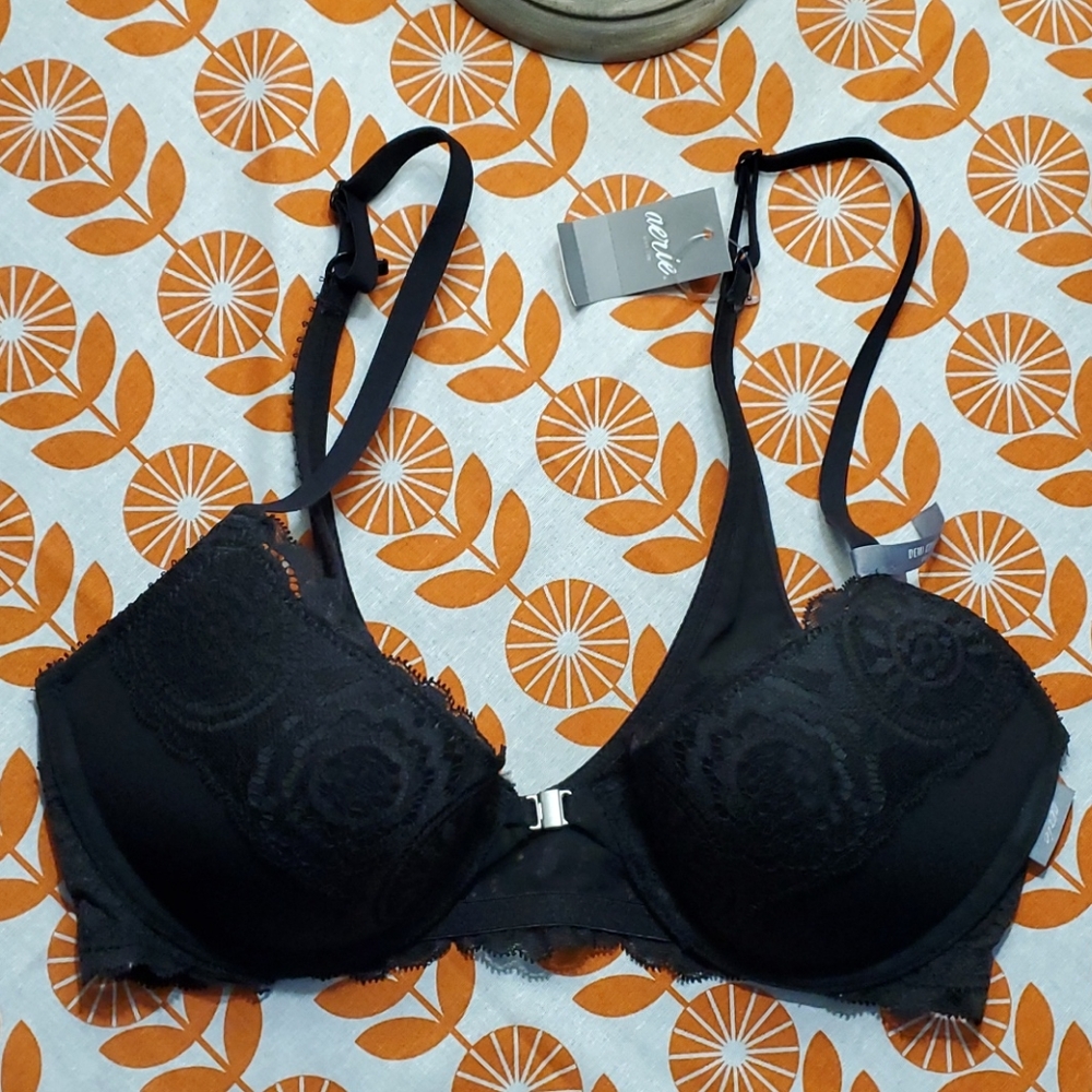Brand new with tags black aerie front clasp bra